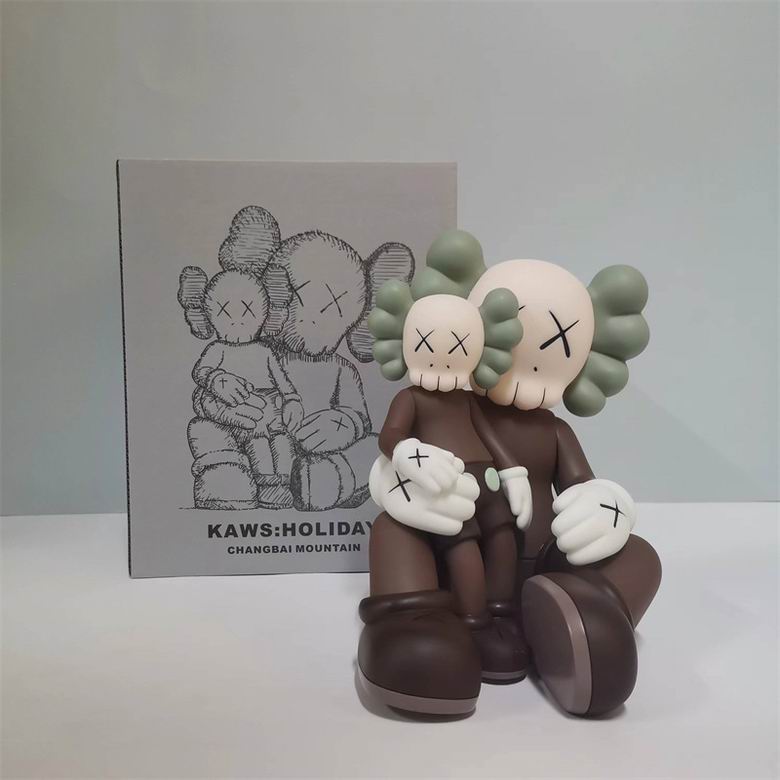 Kaws 16x18x22cm 0  (2)